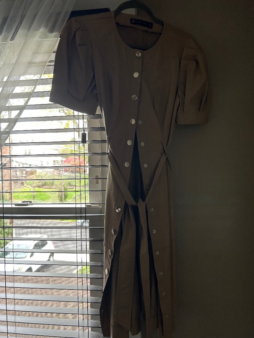 Dress - Picture 5 of 5